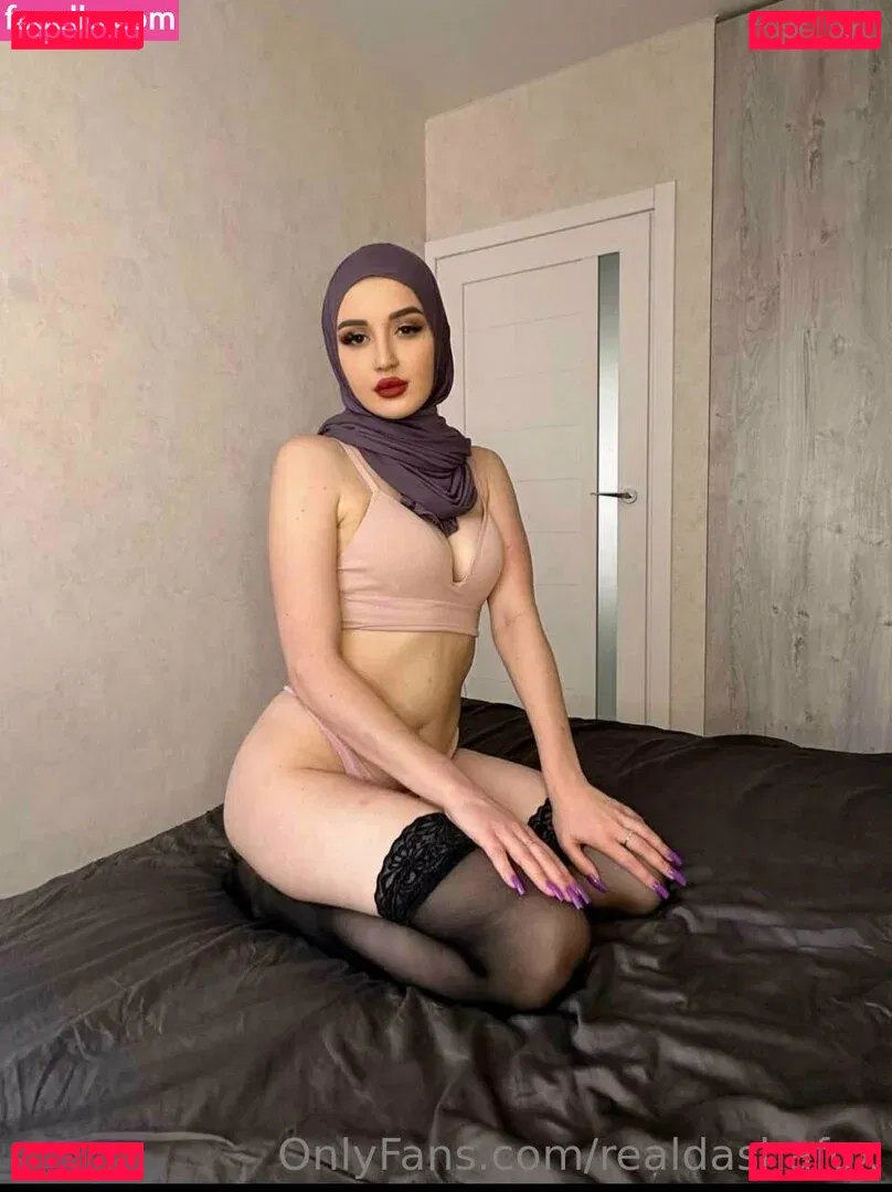 realdashafox Onlyfans Photo Gallery 