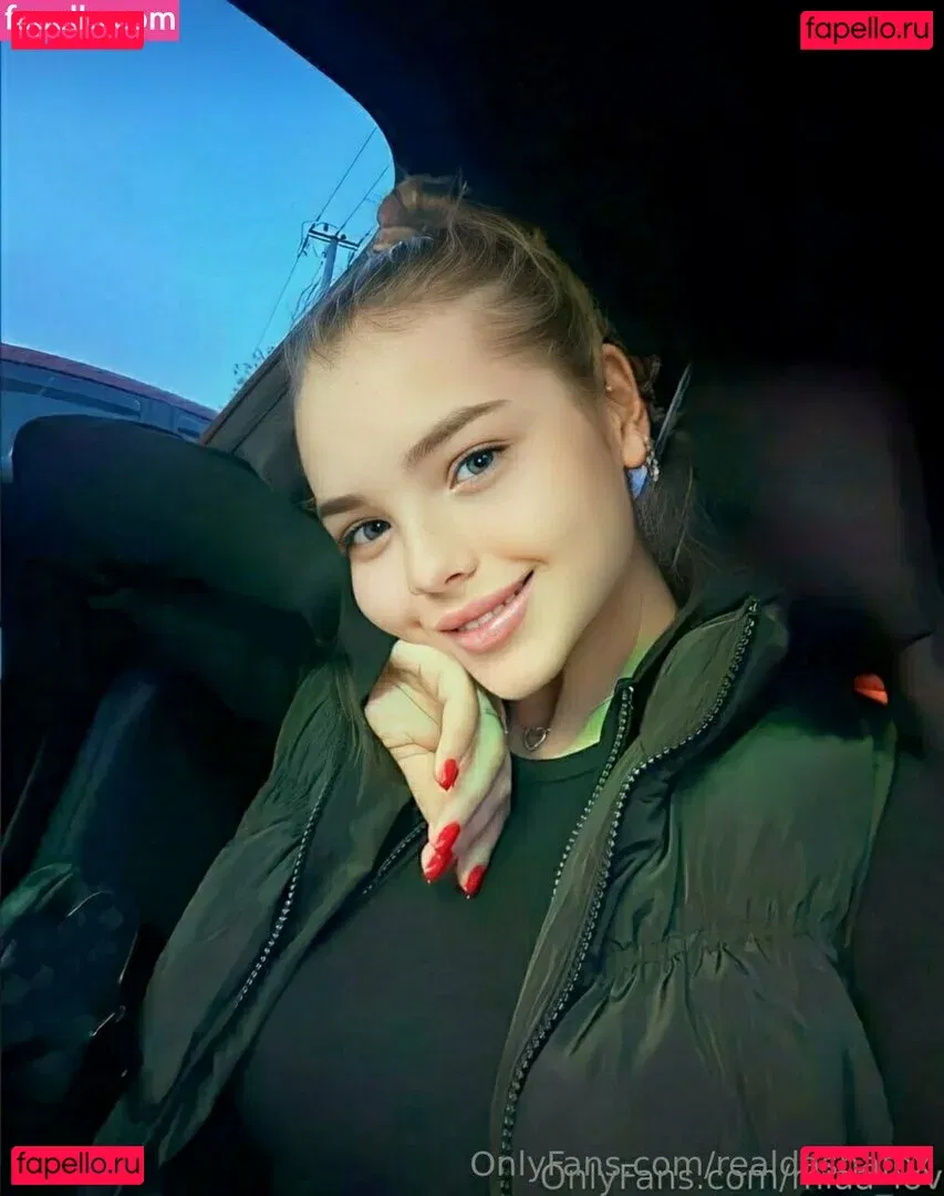 realdashafox Onlyfans Photo Gallery 