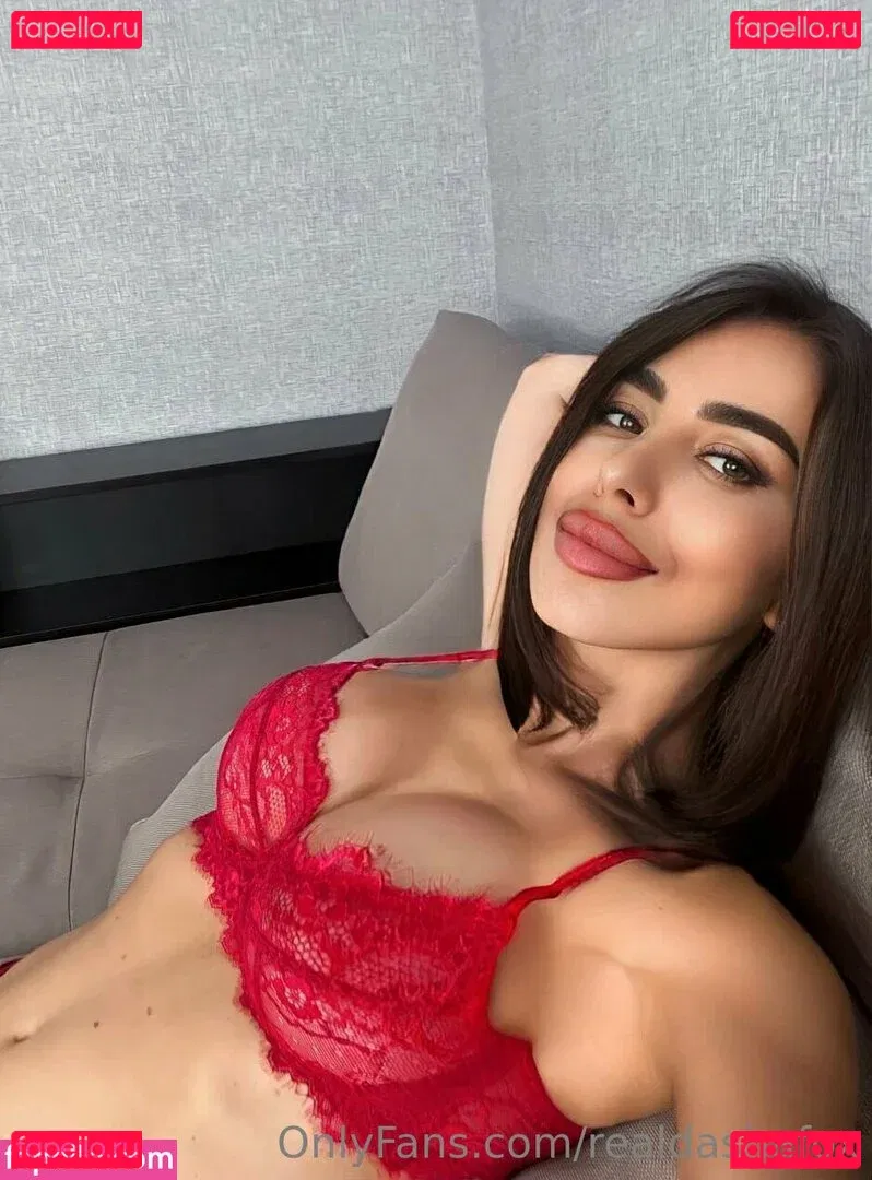 realdashafox Onlyfans Photo Gallery 