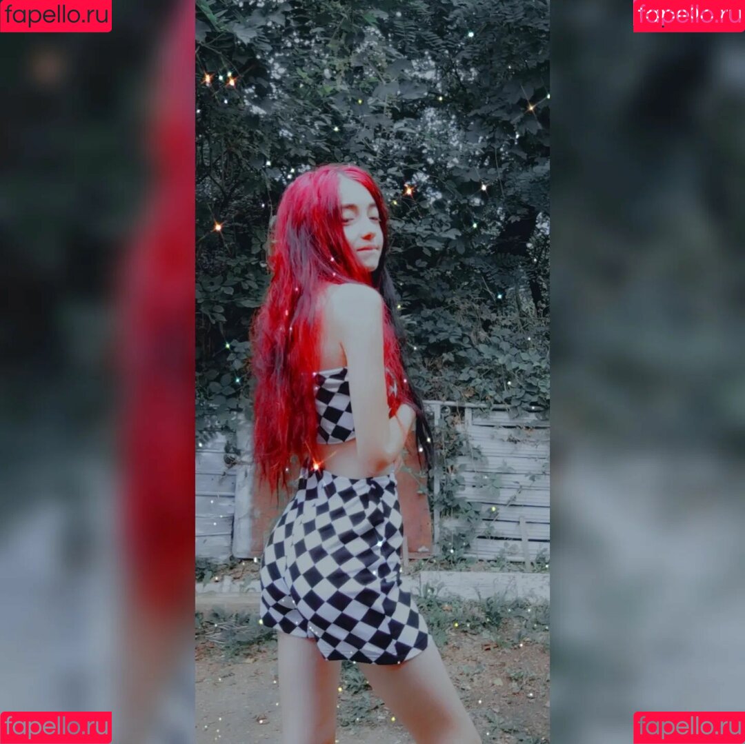 alymaria18 Onlyfans Photo Gallery 