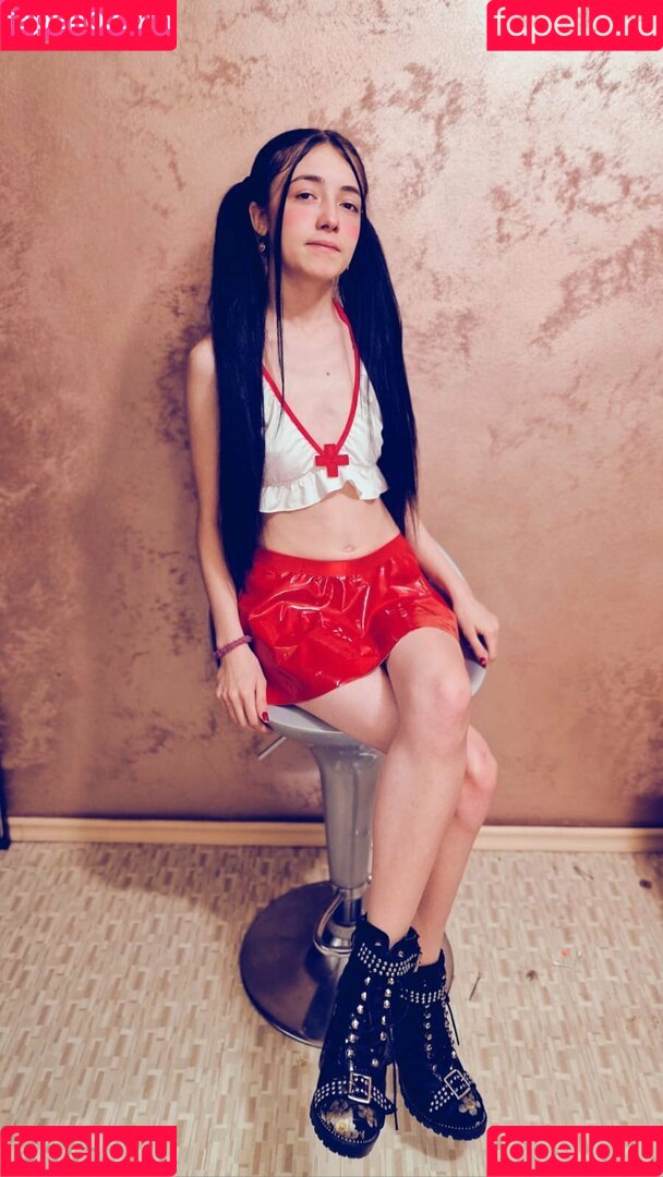 alymaria18 Onlyfans Photo Gallery 