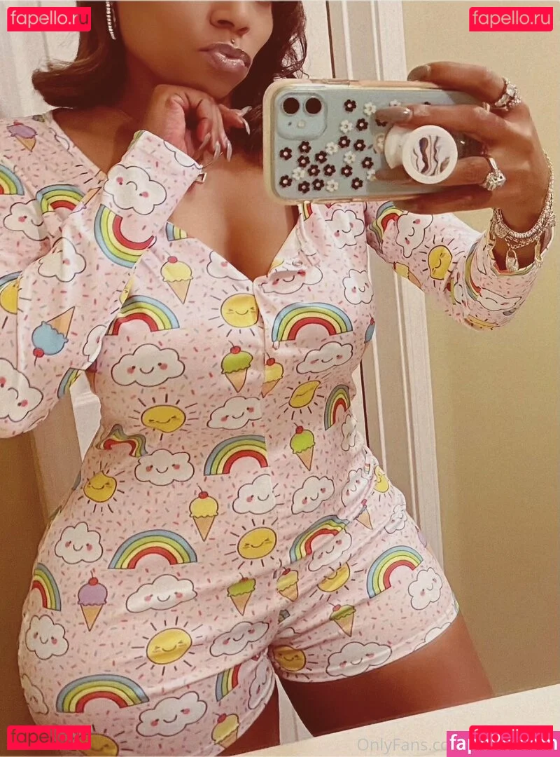 DejaBooty1 Onlyfans Photo Gallery 