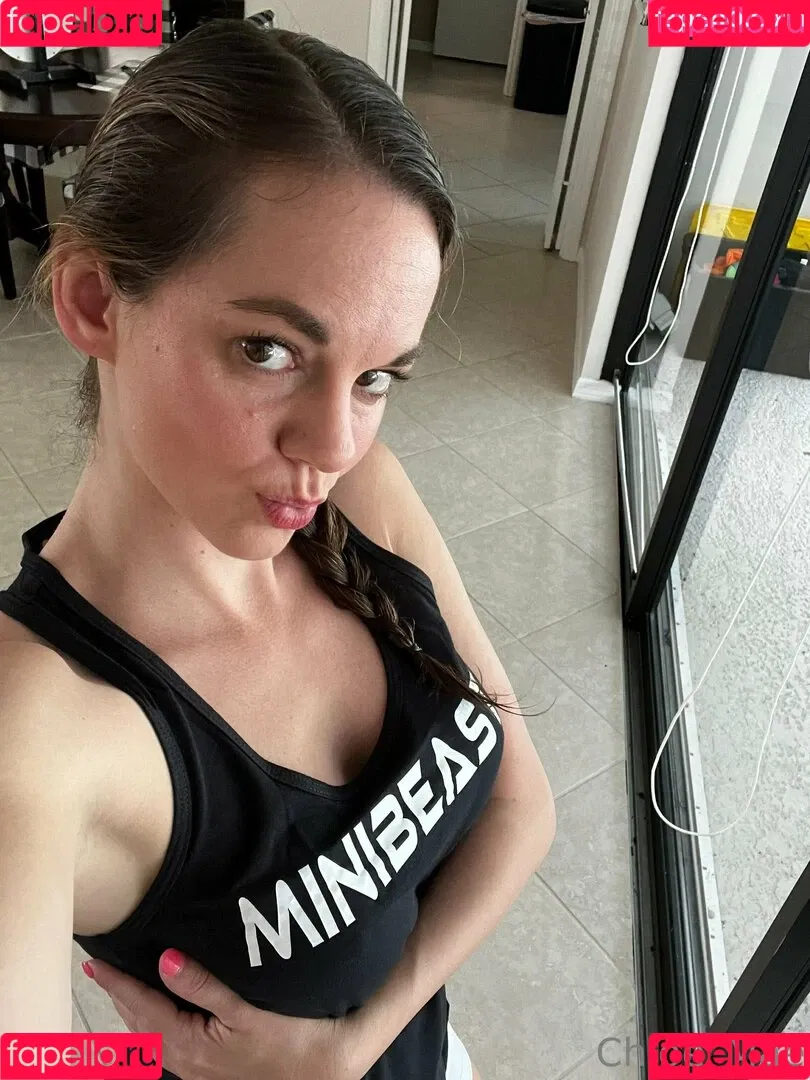 chloe_mae Onlyfans Photo Gallery 