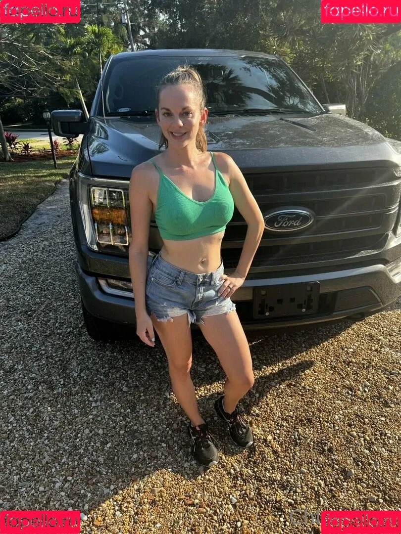 chloe_mae Onlyfans Photo Gallery 