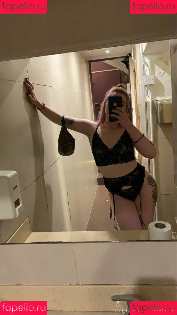 freckle_fox Onlyfans Photo Gallery 