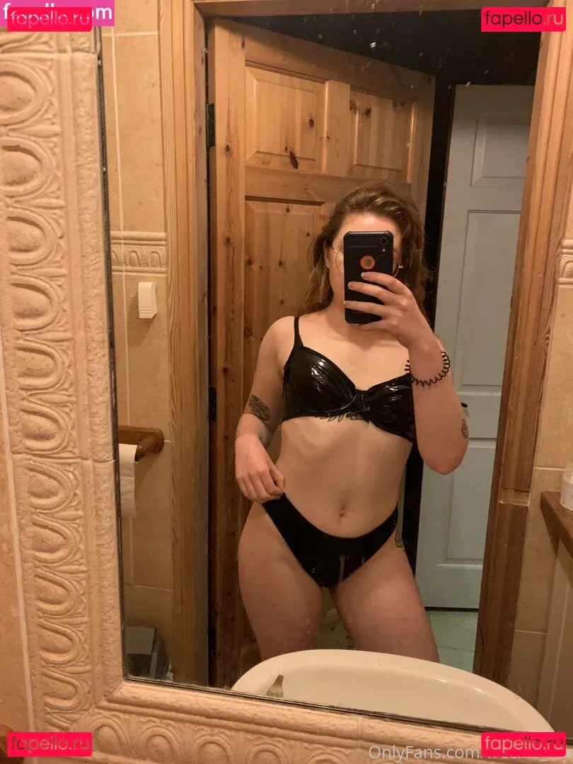 freckle_fox Onlyfans Photo Gallery 