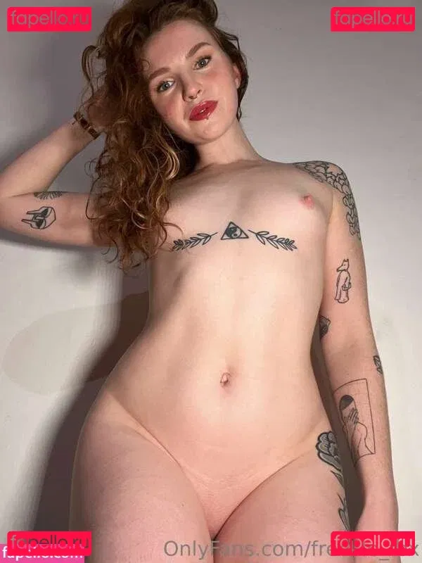 freckle_fox Onlyfans Photo Gallery 