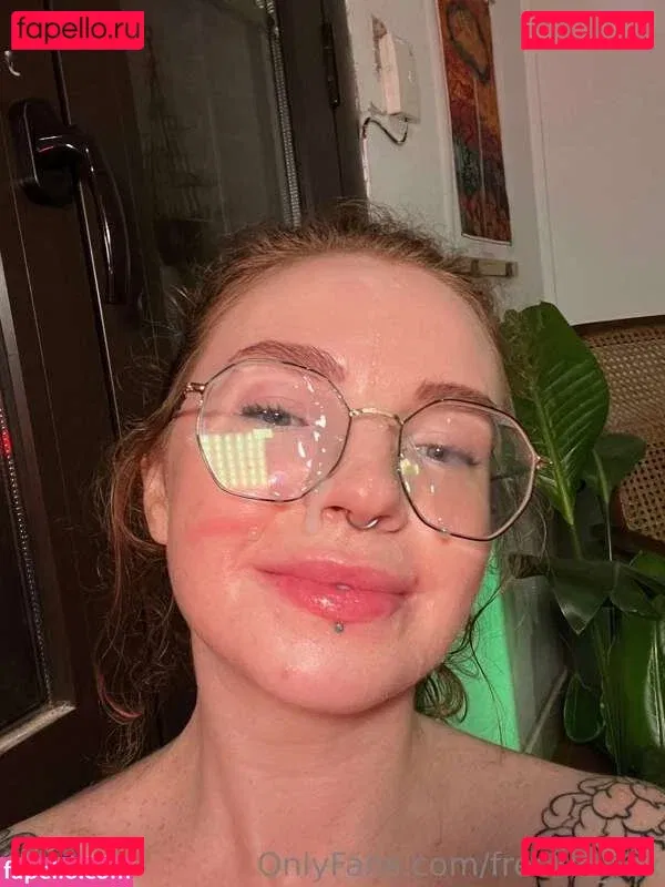 freckle_fox Onlyfans Photo Gallery 