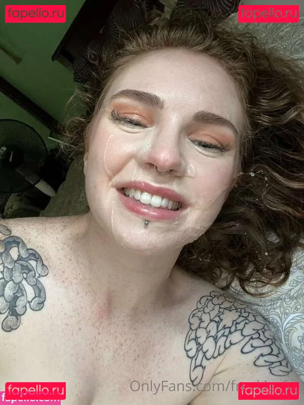 freckle_fox Onlyfans Photo Gallery 