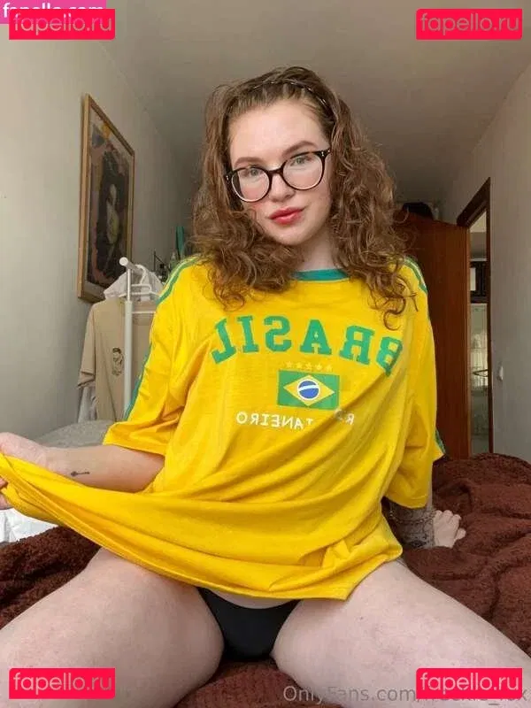 freckle_fox Onlyfans Photo Gallery 