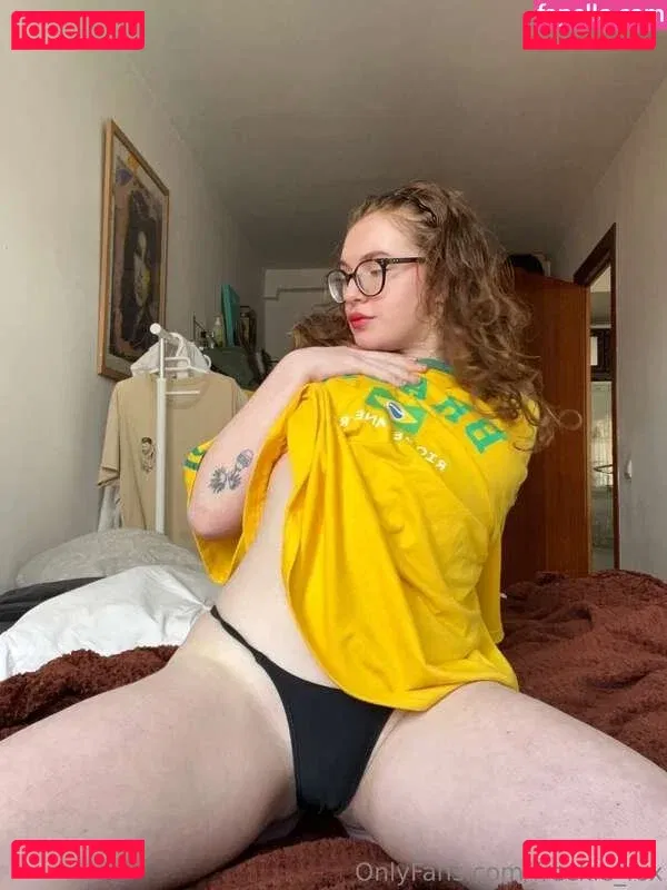 freckle_fox Onlyfans Photo Gallery 