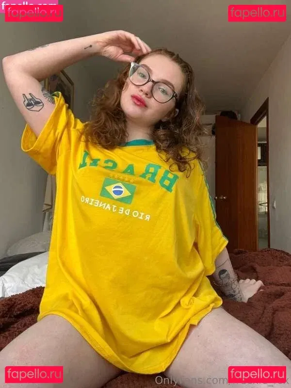 freckle_fox Onlyfans Photo Gallery 