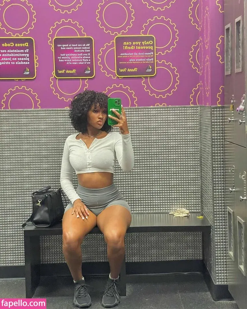 anniewills69 Onlyfans Photo Gallery 