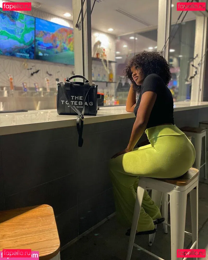 anniewills69 Onlyfans Photo Gallery 