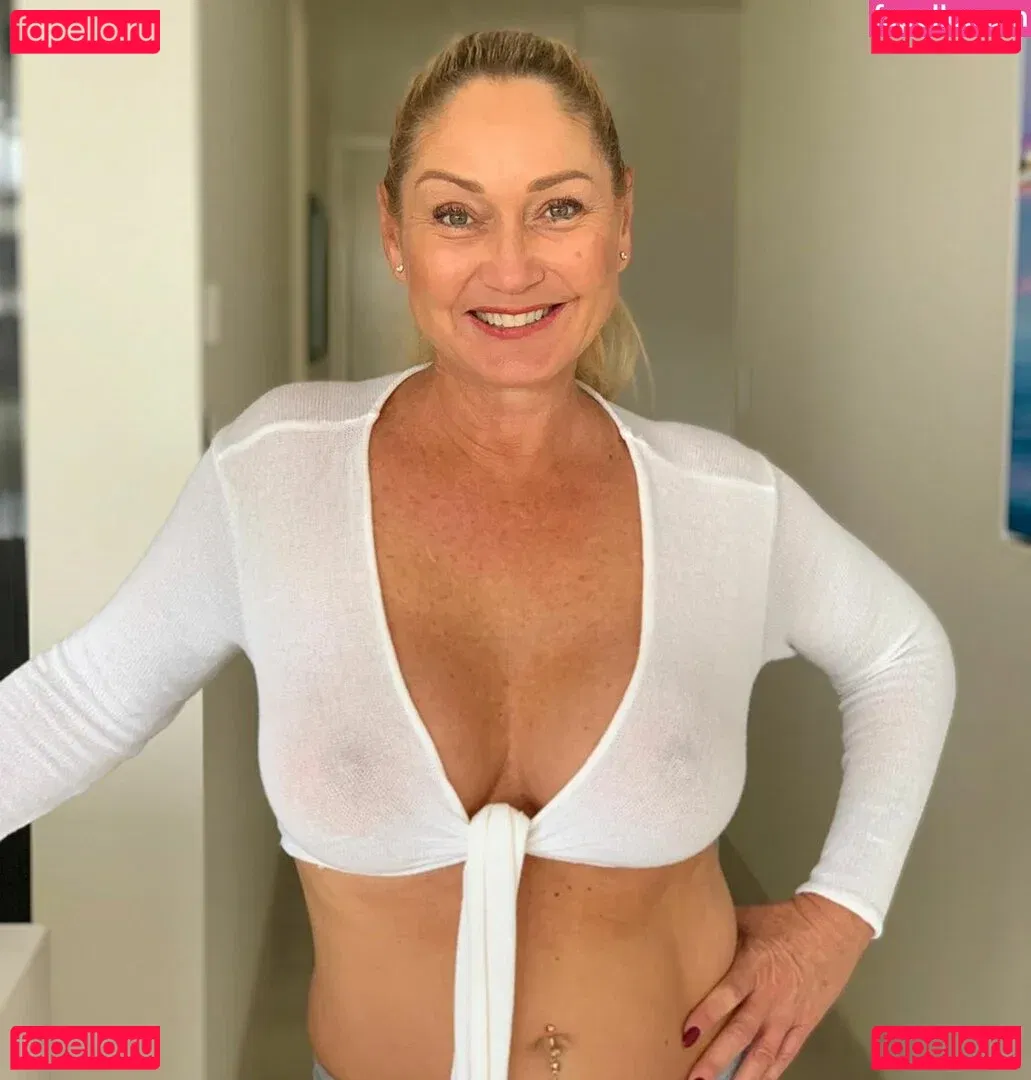 Ozzy Suzy Onlyfans Photo Gallery 