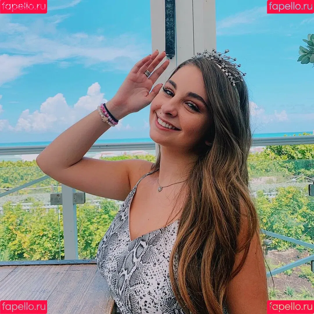 Corrina M Onlyfans Photo Gallery 