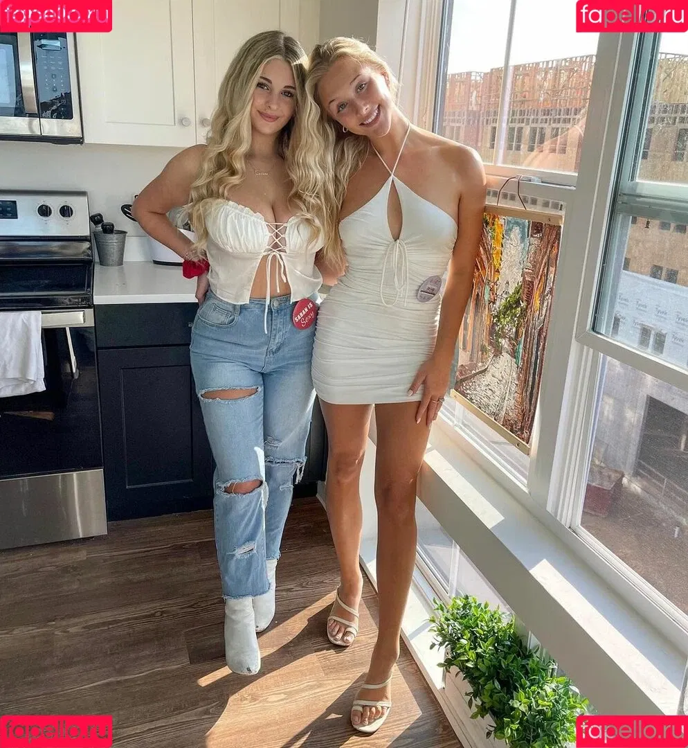 Corrina M Onlyfans Photo Gallery 