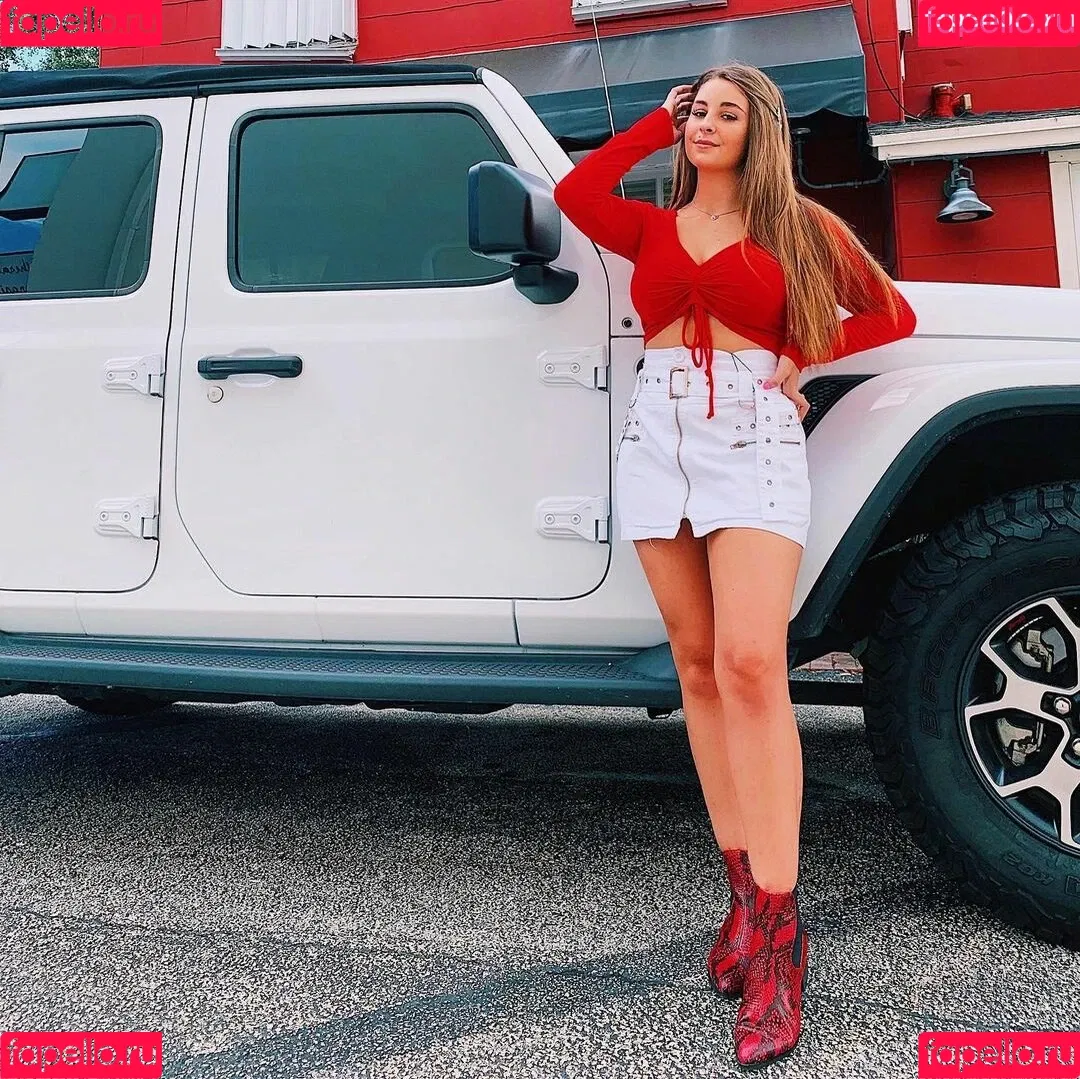 Corrina M Onlyfans Photo Gallery 