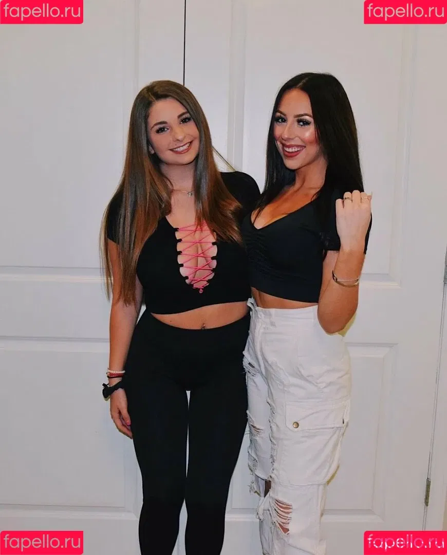 Corrina M Onlyfans Photo Gallery 