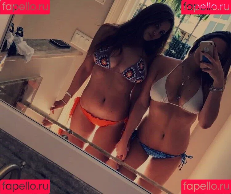 Corrina M Onlyfans Photo Gallery 