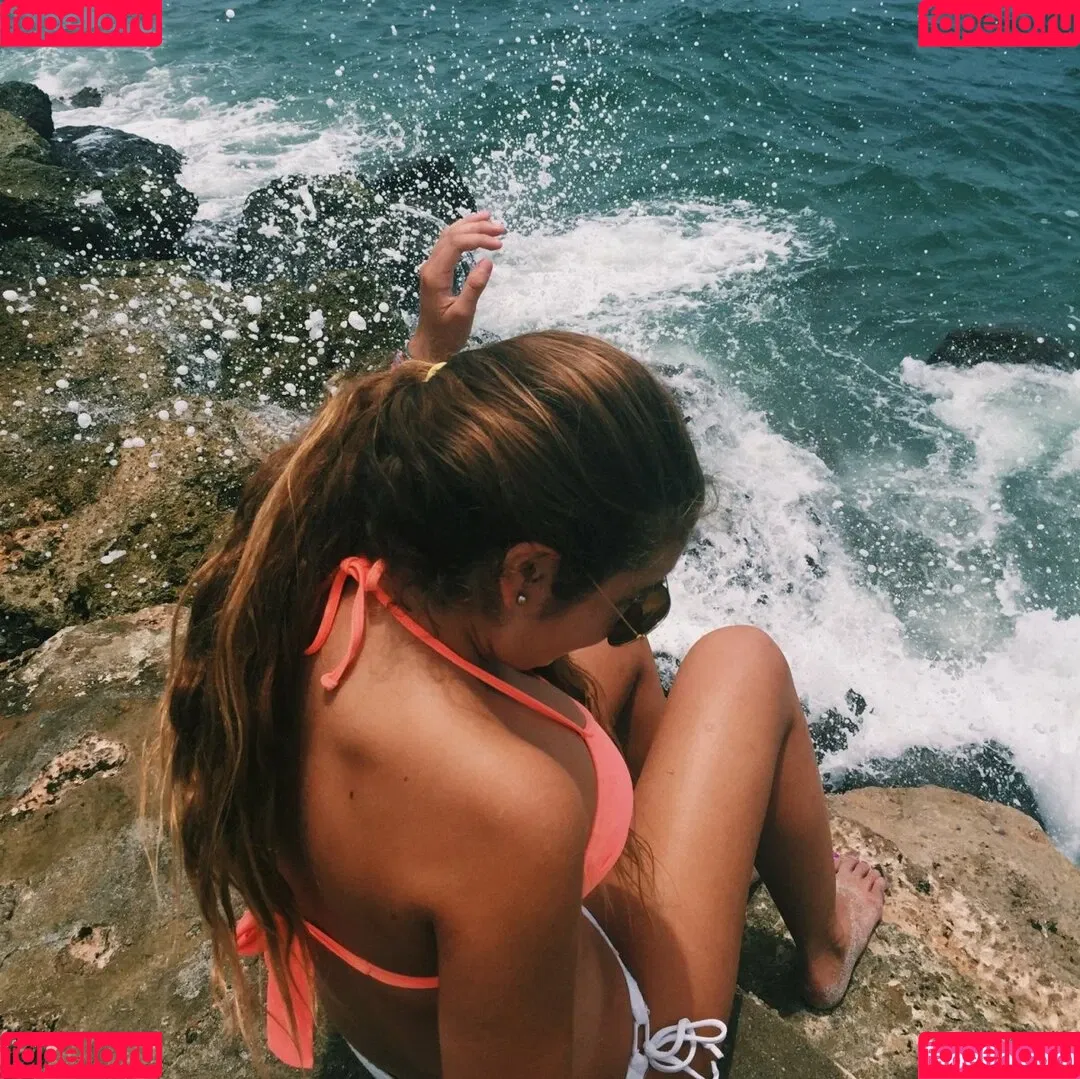 Corrina M Onlyfans Photo Gallery 