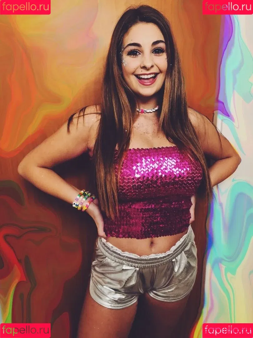 Corrina M Onlyfans Photo Gallery 