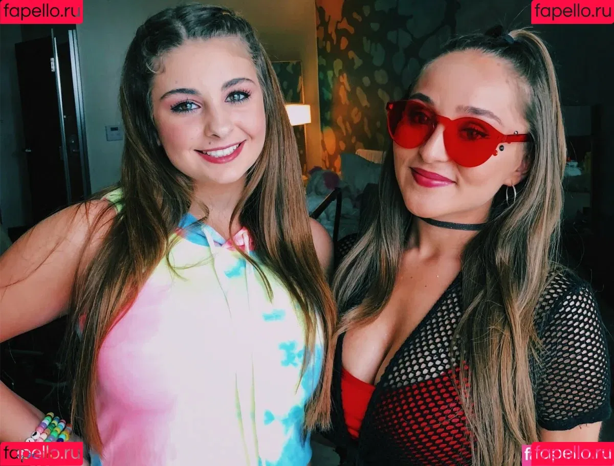 Corrina M Onlyfans Photo Gallery 