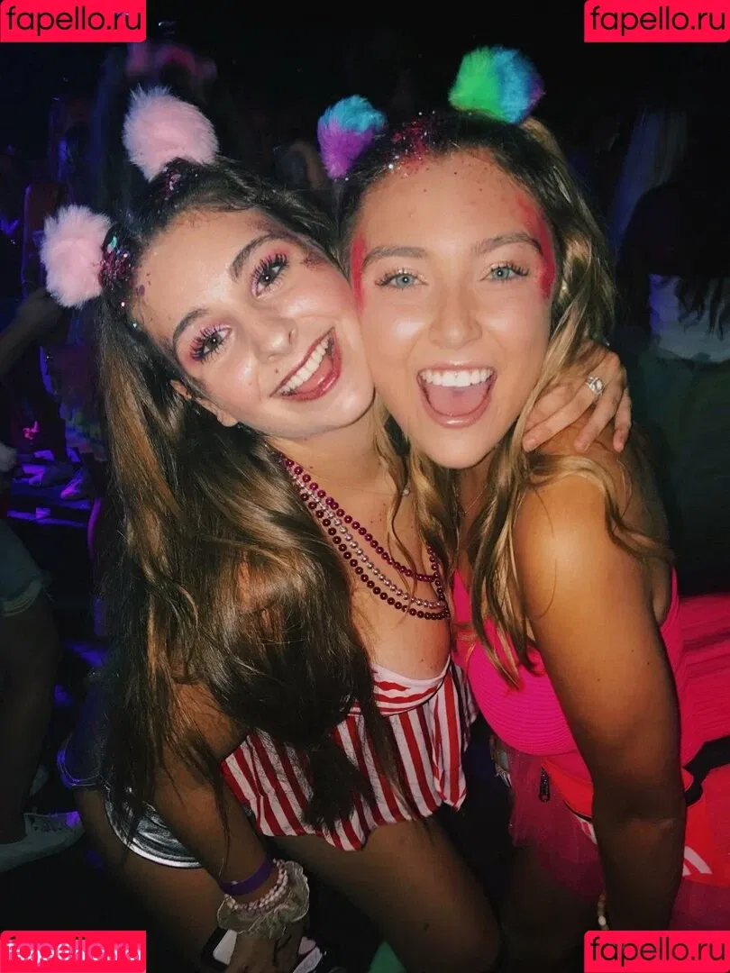 Corrina M Onlyfans Photo Gallery 