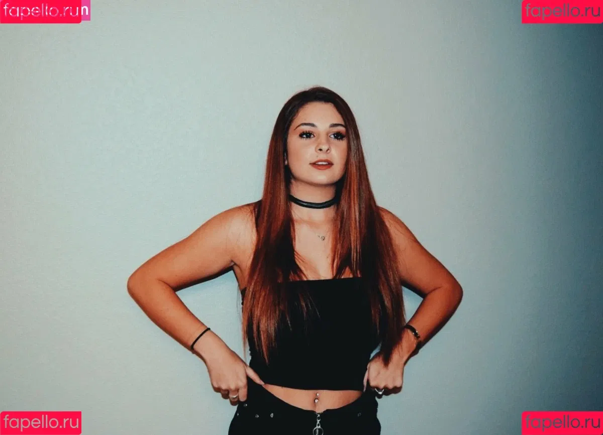Corrina M Onlyfans Photo Gallery 