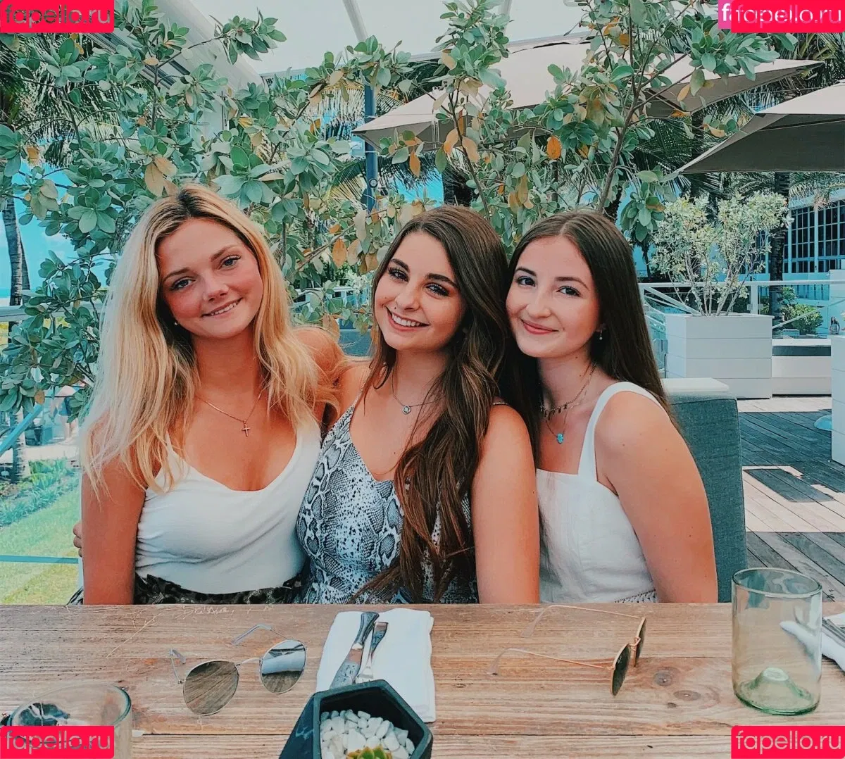 Corrina M Onlyfans Photo Gallery 