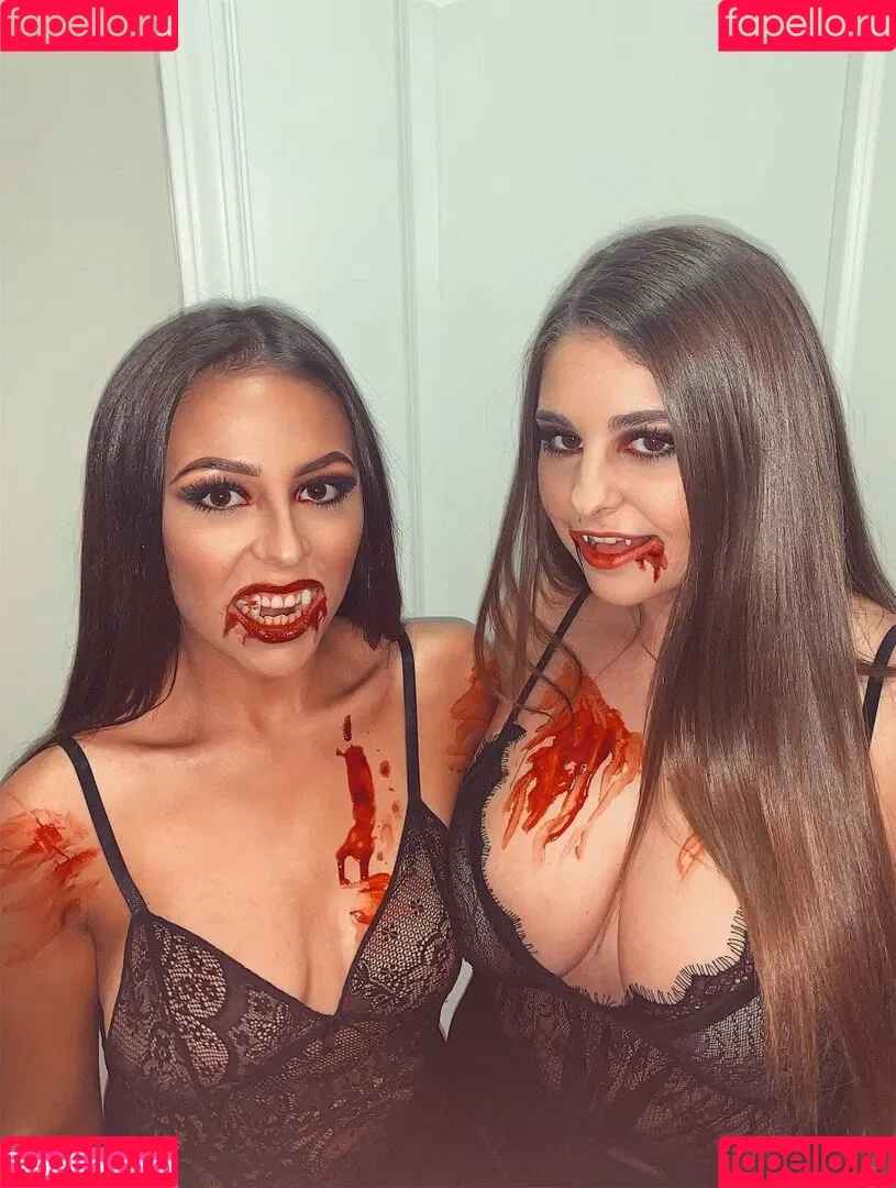 Corrina M Onlyfans Photo Gallery 