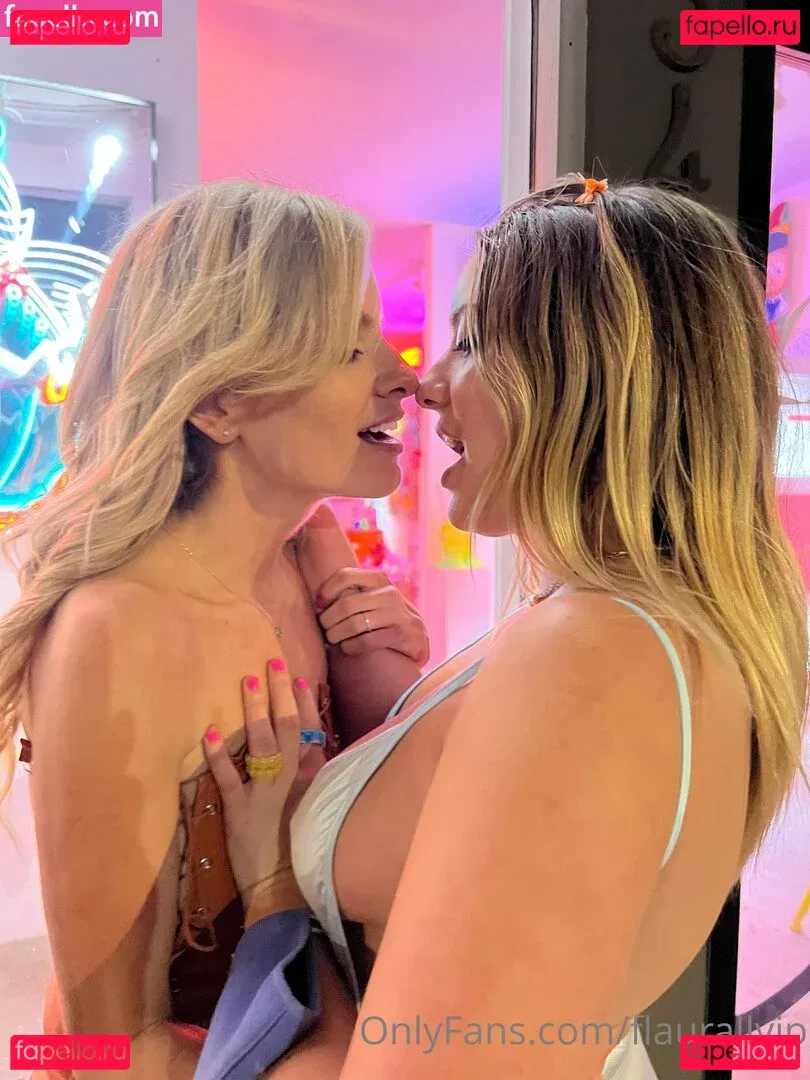 flaurallvip Onlyfans Photo Gallery 