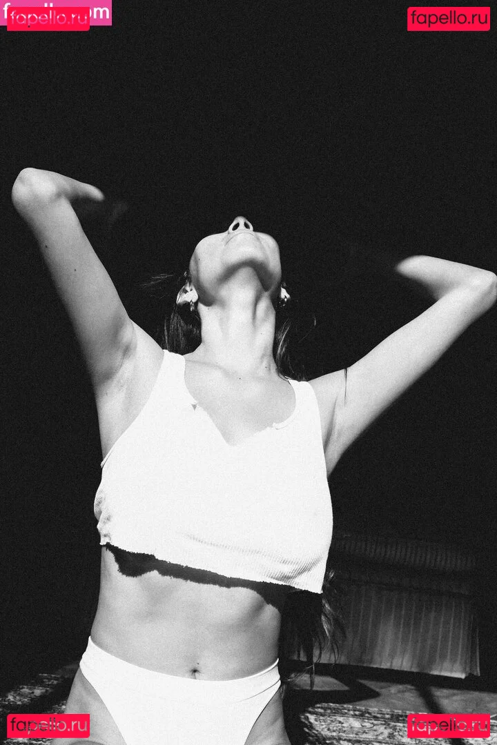 Desiree Flores Onlyfans Photo Gallery 