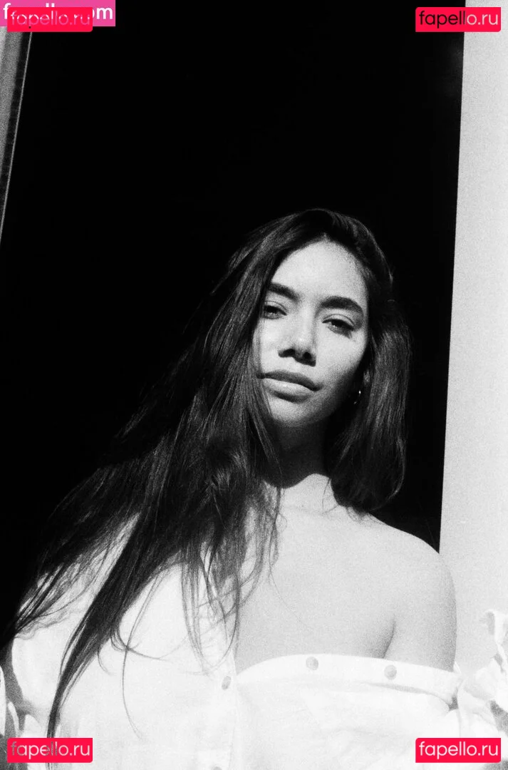 Desiree Flores Onlyfans Photo Gallery 