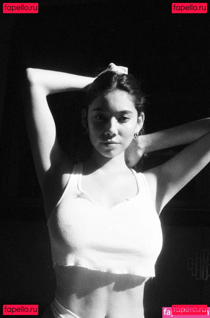 Desiree Flores Onlyfans Photo Gallery 