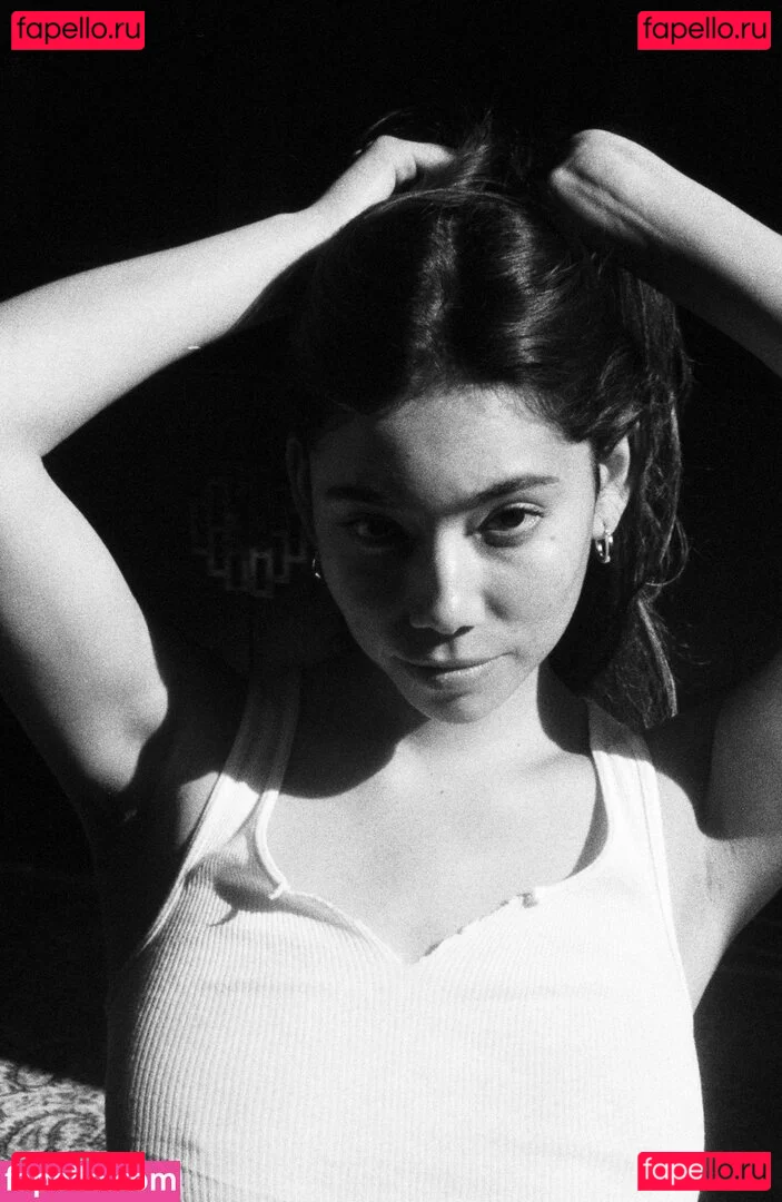 Desiree Flores Onlyfans Photo Gallery 