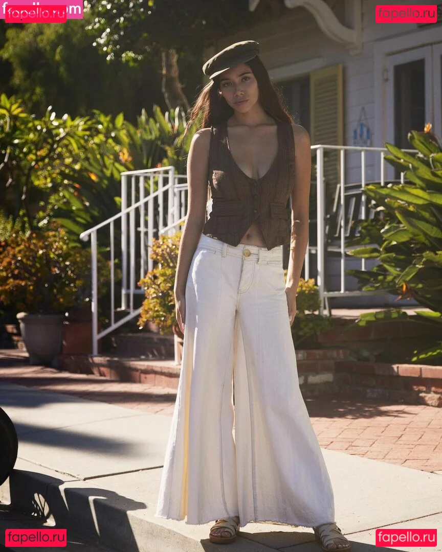 Desiree Flores Onlyfans Photo Gallery 