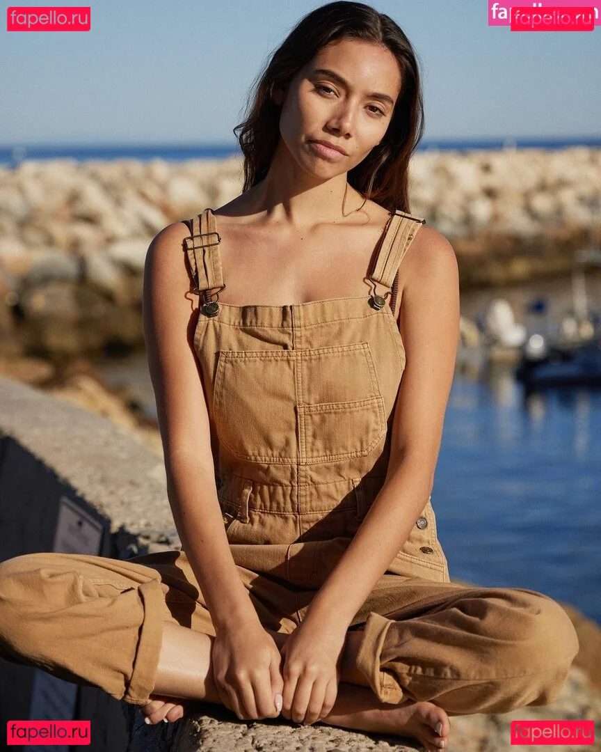 Desiree Flores Onlyfans Photo Gallery 