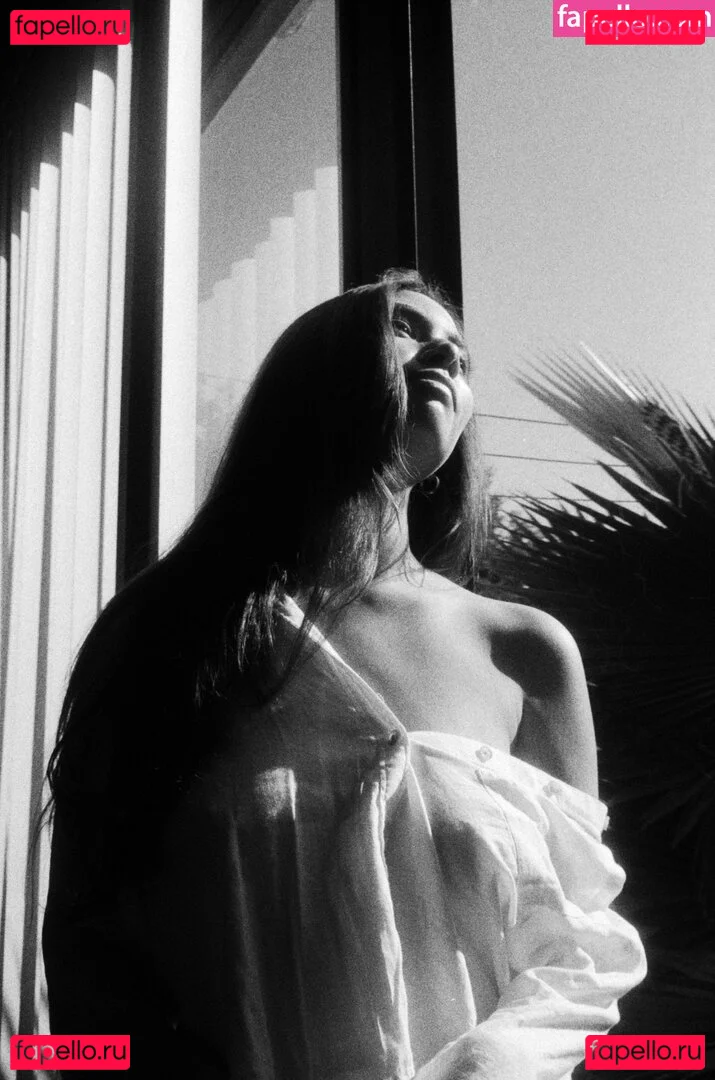 Desiree Flores Onlyfans Photo Gallery 