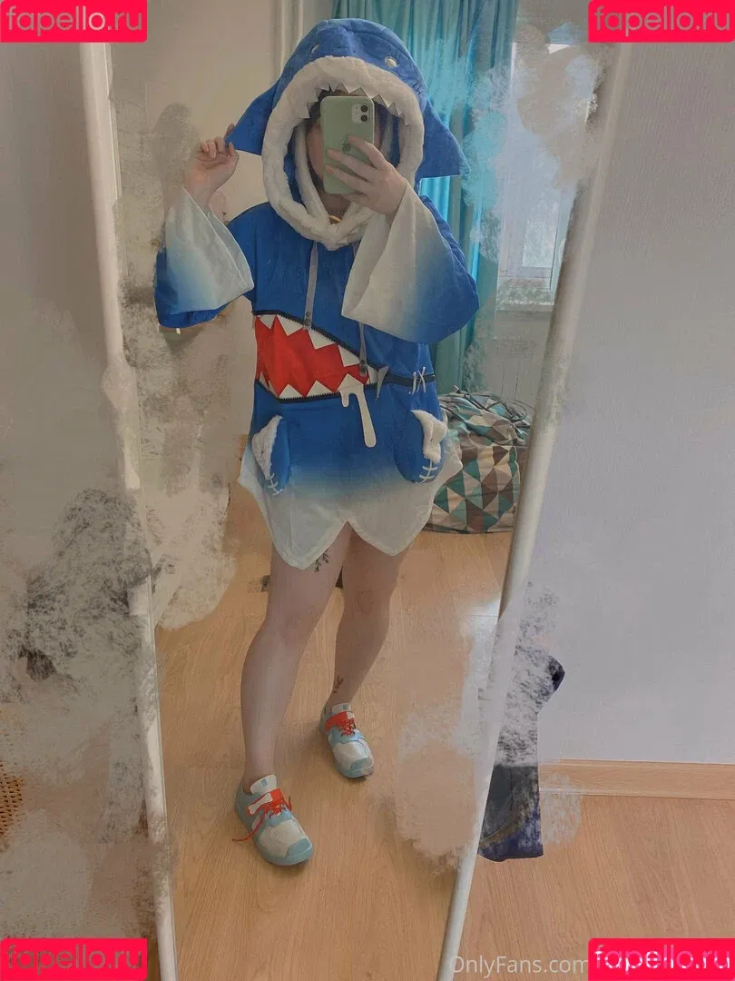 MintyMiyako Onlyfans Photo Gallery 
