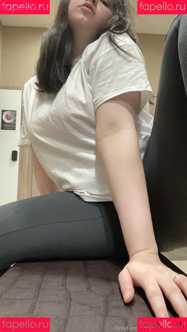 MintyMiyako Onlyfans Photo Gallery 