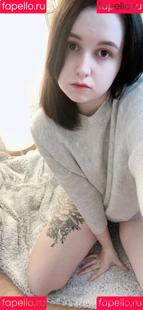 MintyMiyako Onlyfans Photo Gallery 