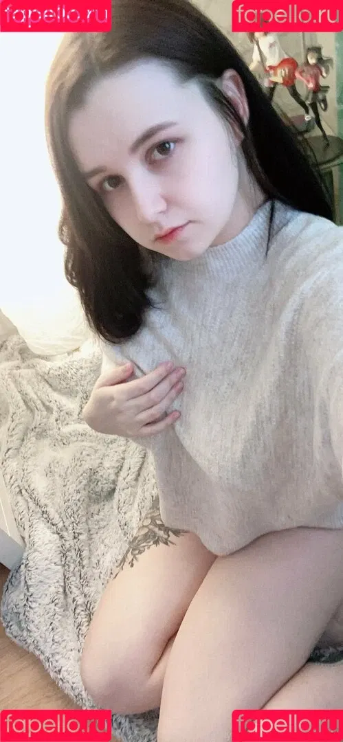 MintyMiyako Onlyfans Photo Gallery 