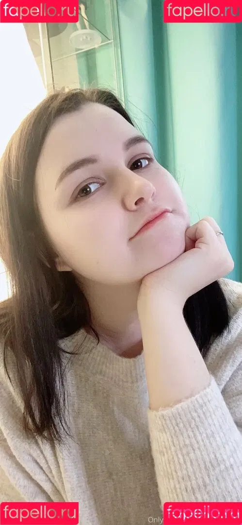 MintyMiyako Onlyfans Photo Gallery 