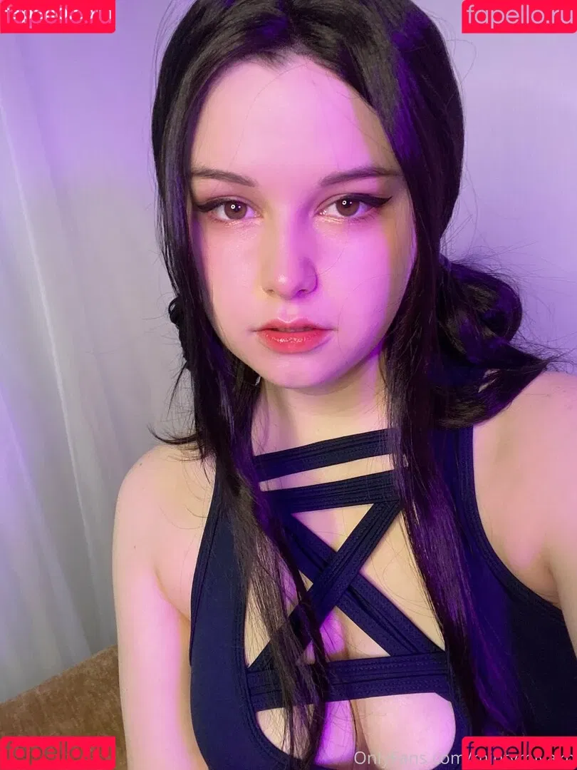 MintyMiyako Onlyfans Photo Gallery 
