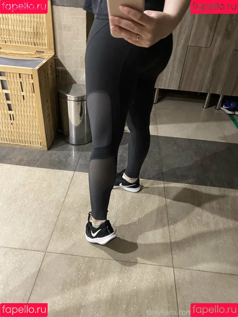 MintyMiyako Onlyfans Photo Gallery 