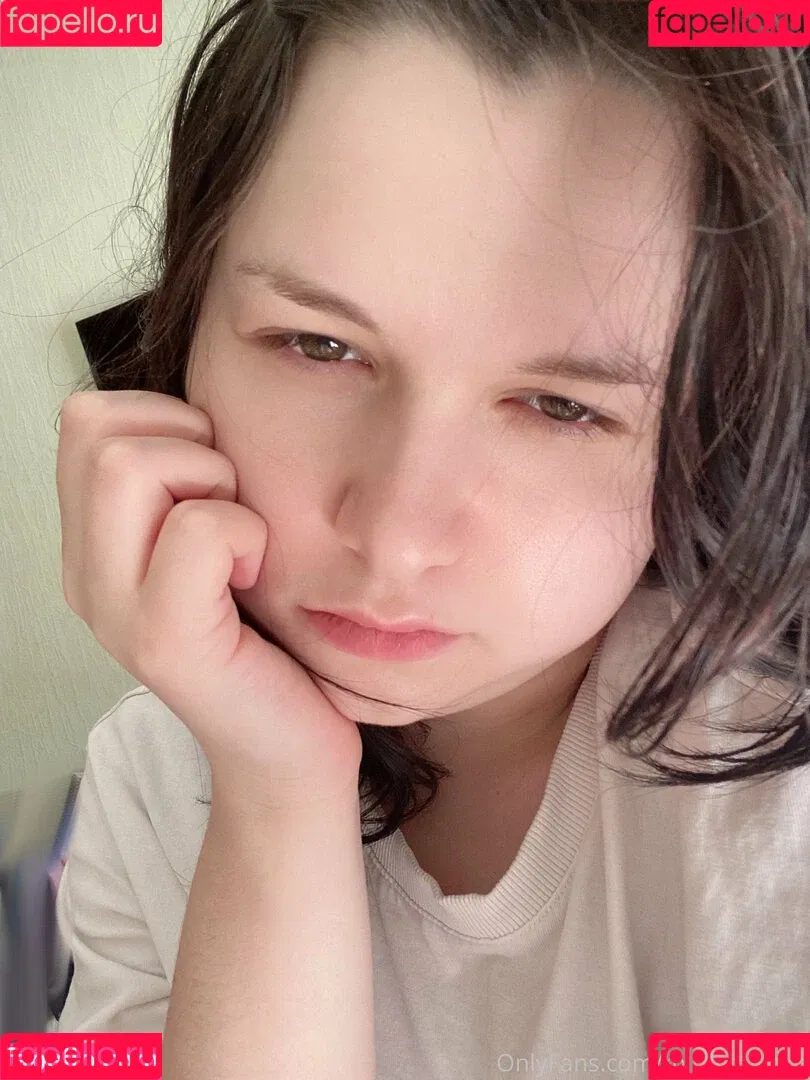 MintyMiyako Onlyfans Photo Gallery 