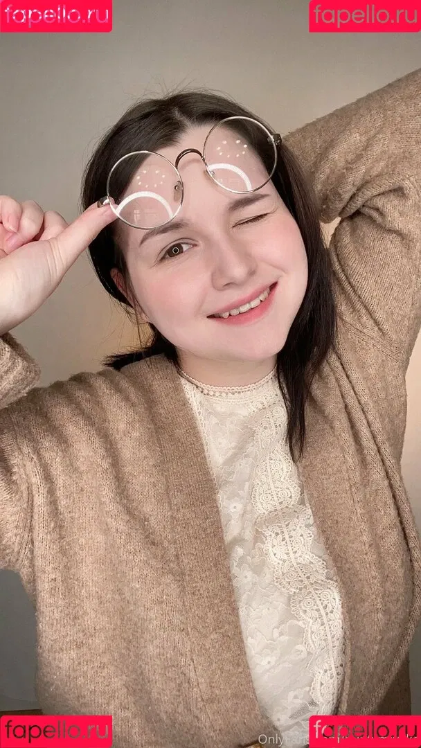 MintyMiyako Onlyfans Photo Gallery 