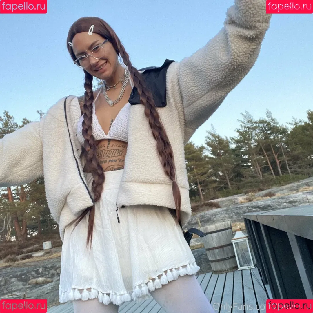 bbyekra Onlyfans Photo Gallery 