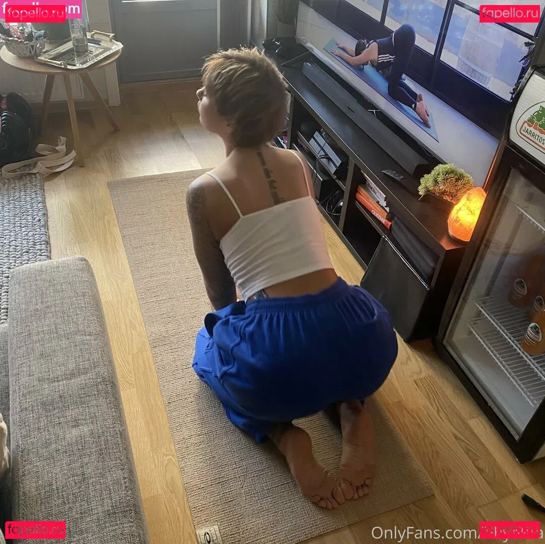 bbyekra Onlyfans Photo Gallery 